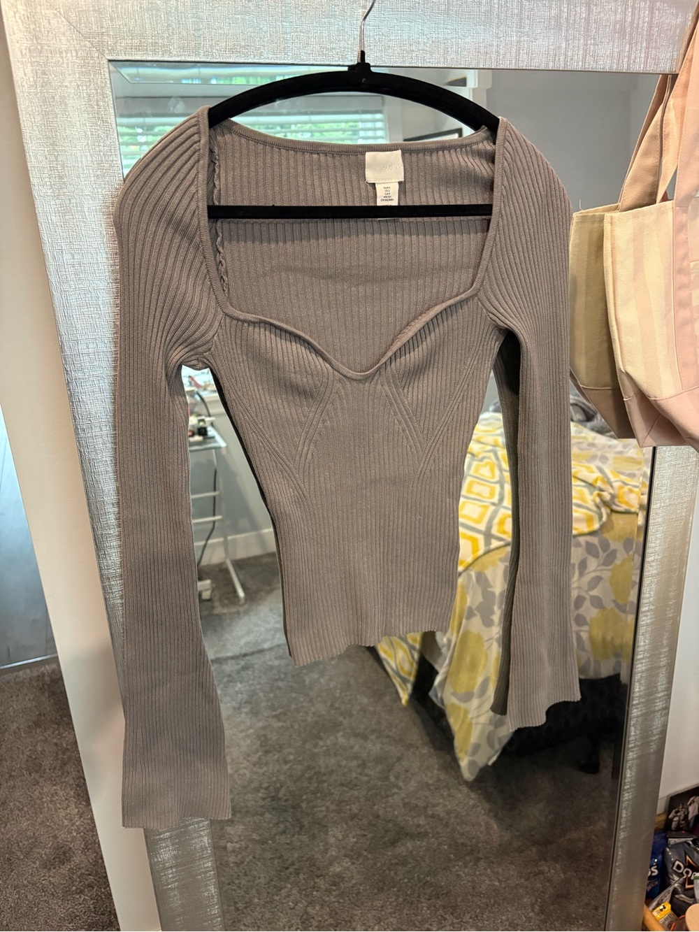 H&M Ribbed Long-Sleeve Sweetheart Knit Top - Gray